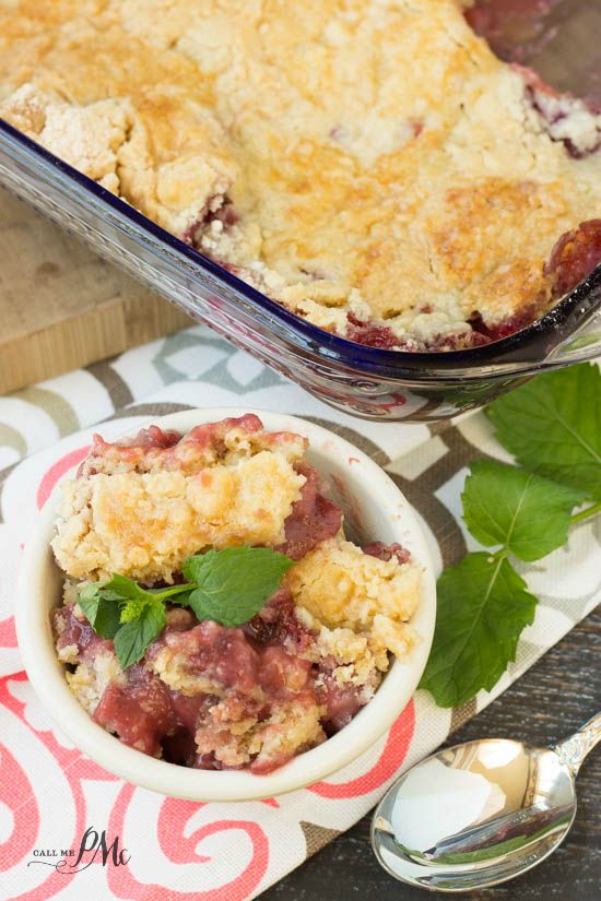 Easy Strawberry Dump Cobbler recipe. this cake recipe is as easy as one, two, three! 