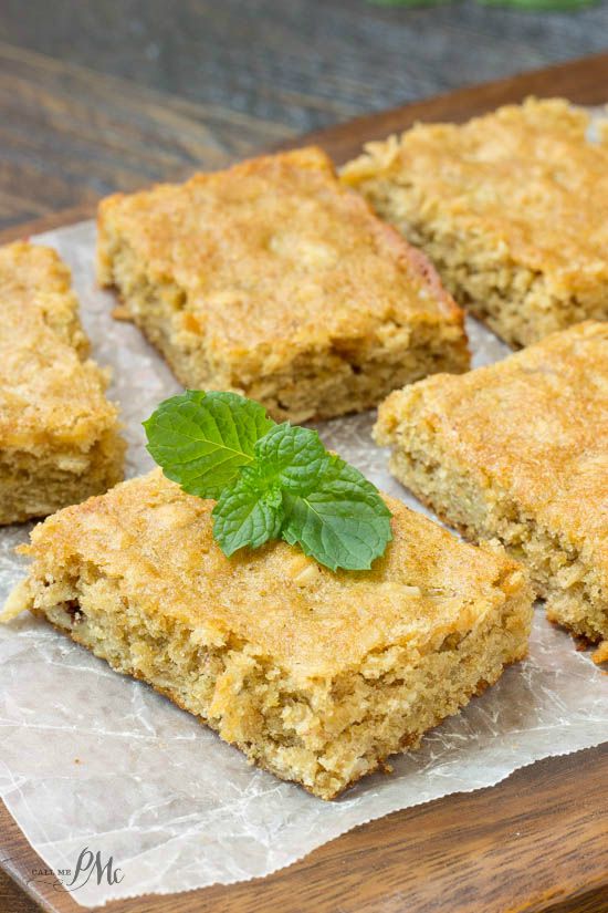 Breakfast blondie on a table.