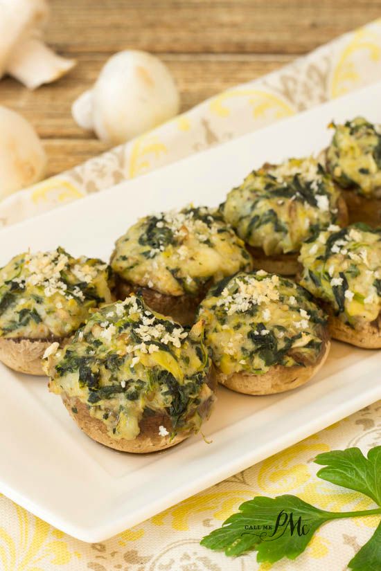 Mushrooms stuffed with spinach and artichoke dip. #MeatlessMondayNight healthy and delish appetizer reipce #appetizer #mushrooms #spinach #veggies #meatless #recipes #easy #healthy #healthyfood #healthyrecipes #spinachartichokedip #dip #artichoke Spinach Artichoke Stuffed Mushrooms