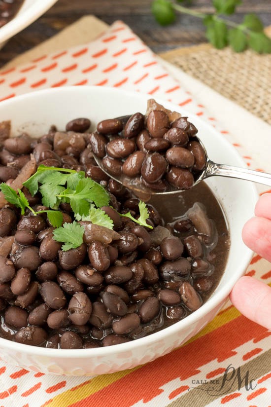 healthy, filling, flavorful and economical, get this Easy Slow Cooker Black Beans recipe now Easy Slow Cooker Black Beans