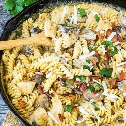 Stove Top Chicken Ricotta Pasta is full of chicken, bacon, mushrooms and more. Bonus? It's ready in less than 30 minutes!