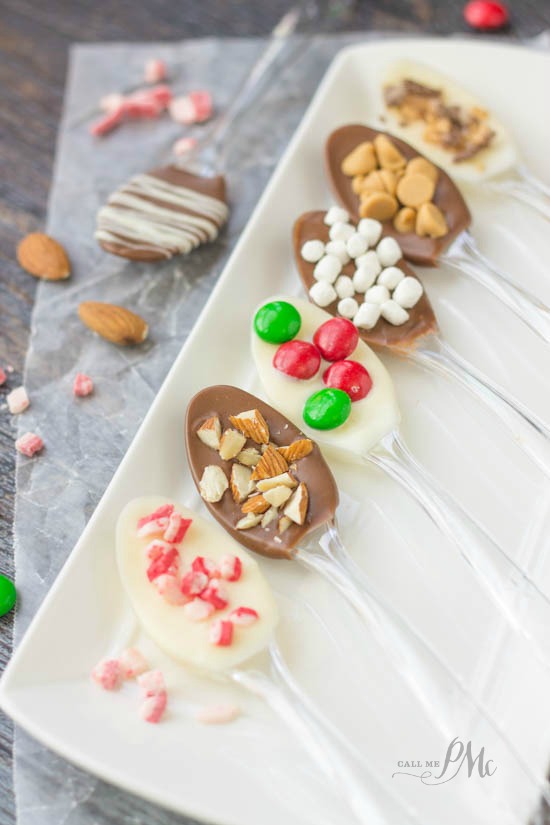 How To Make Chocolate Covered Spoons -#DunkinToTheRescue #ad #sponsored step-by-step guide on melting chocolate and making chocolate covered spoons. Chocolate Covered Spoons