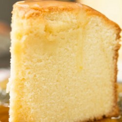 Old Fashioned Blue Ribbon Pound Cake