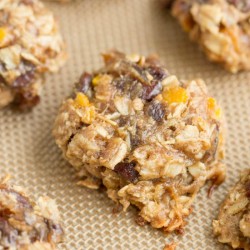 Healthy Oatmeal Date Breakfast Cookies