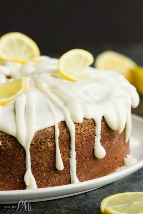 Trisha Yearwood's Lemon Pound Cake with Glaze