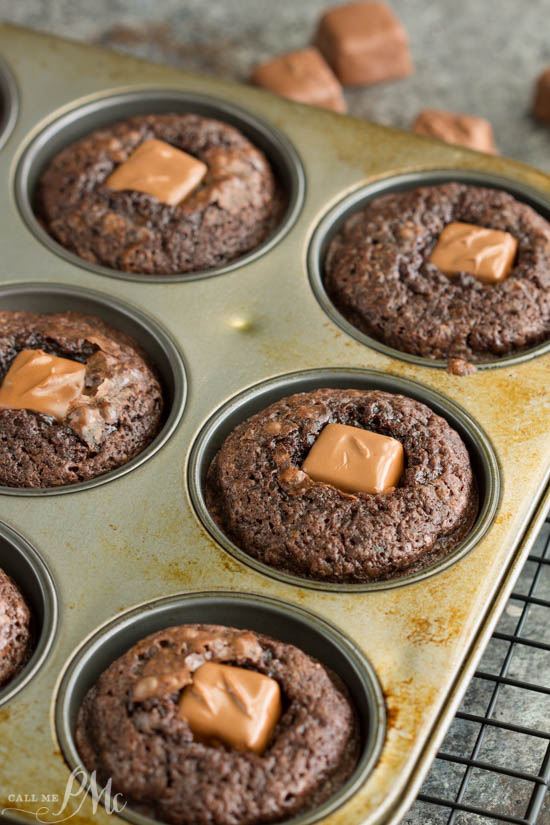 Snickers Candy Bar dessert bites