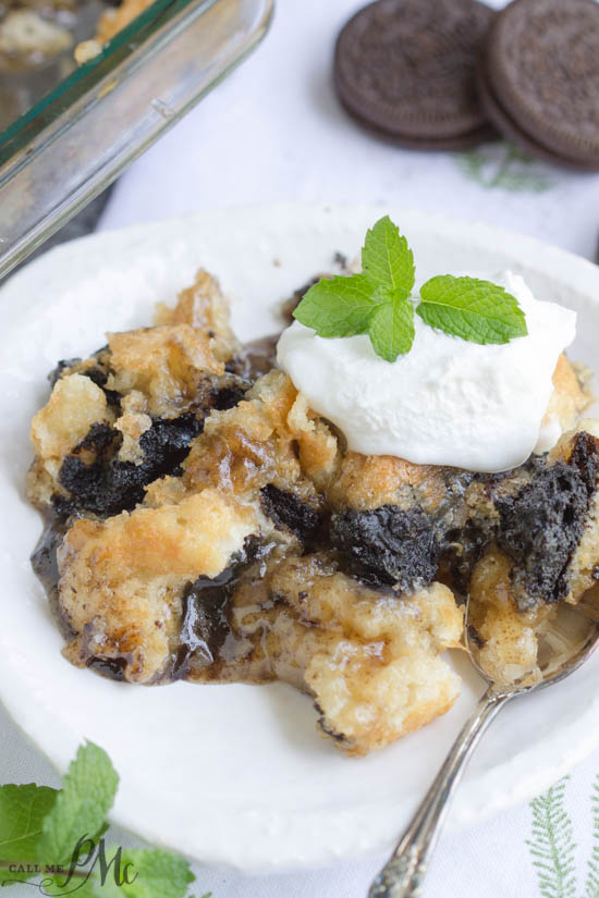3 Step Oreo Cookie Dump Cobbler recipe. It's an easy dump-type dessert with crushed Oreo cookies 3 Step Oreo Cookie Dump Cobbler