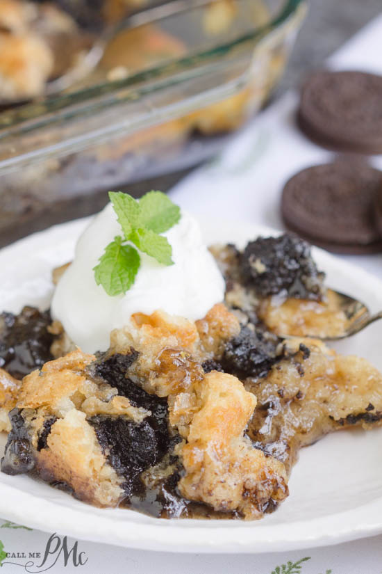3 Step Oreo Cookie Dump Cobbler recipe. It's an easy dump-type dessert with crushed Oreo cookies 3 Step Oreo Cookie Dump Cobbler