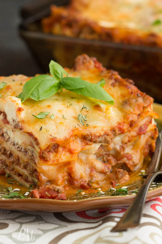 Classic Turkey Lasagna Recipe, a simple homemade lasagna recipe that's easy enough for busy week nights. Ground turkey replaces traditional ground beef in this recipe making it lower in calories and fat.