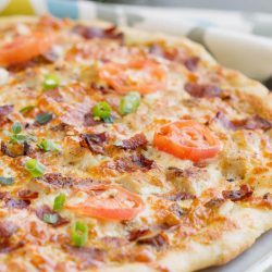 Ranch Sauce Pizza with Chicken and Bacon