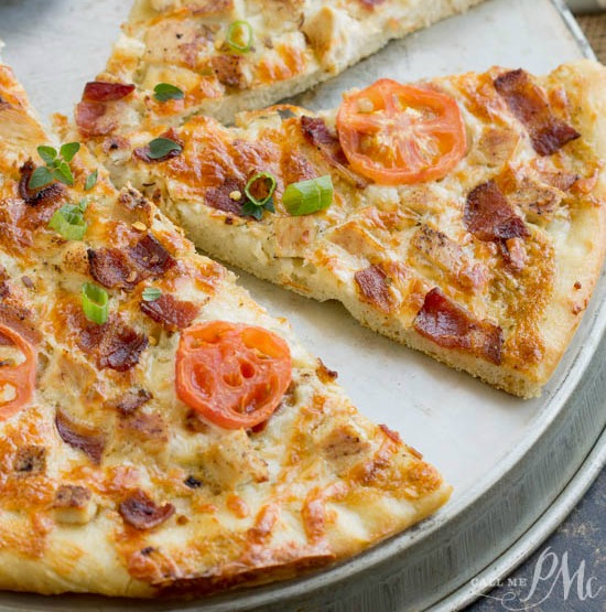 Ranch Sauce Pizza with Chicken and Bacon