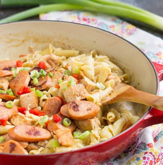 20 Minute Sausage and Chicken Cream Sauce Pasta