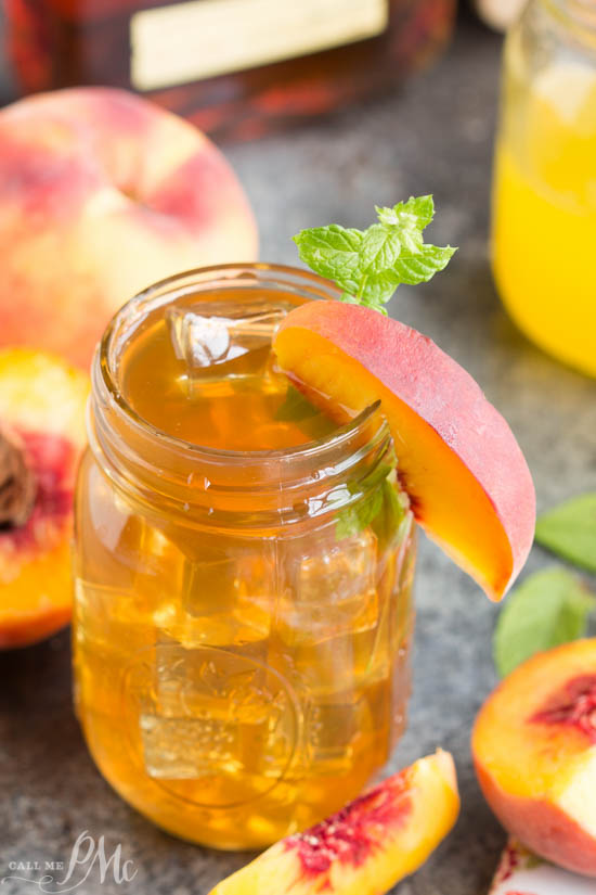 Bourbon Peach Tea Cocktail southern inspired flavors of bourbon and peaches. Turn any party into a celebration with this fun and easy drink!