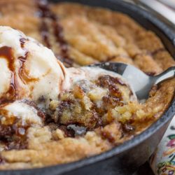Your answer to a cookie craving! Crave Tupelo Deluxe Chocolate Chip Skillet Cookie has perfectly crispy edges with a gooey, chewy center.