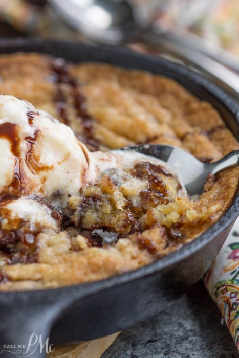 Your answer to a cookie craving! Crave Tupelo Deluxe Chocolate Chip Skillet Cookie has perfectly crispy edges with a gooey, chewy center.