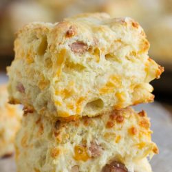 Cheesy Ham buttermilk biscuits