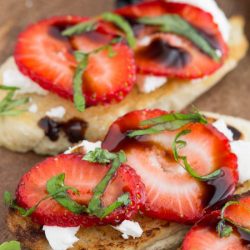 A perfect dish for a quick and easy appetizer or snack, Strawberry Goat Cheese Bruschetta Recipe is fresh, fruity, light and healthy bruschetta with succulent strawberries and tangy goat cheese.