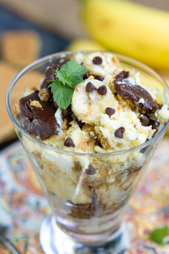  Chocolate Eclair Banana Pudding 