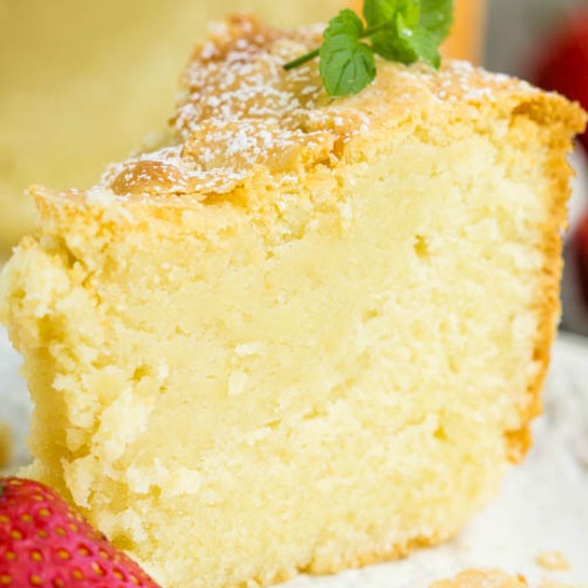 Award-winning Mascarpone Pound Cake is a dense, buttery, and moist pound cake recipe with a fine, tender crumb and a brown, crusty outside and top.ย