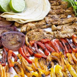 Healthy 20 Minute Chili Lime Sheet Pan Chicken Fajita