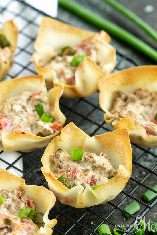 Cream Cheese Sausage Rotel Wonton Cups, crispy wonton cups are filled with a spicy sausage mixture for an easy appetizer. #sausage #appetizer
