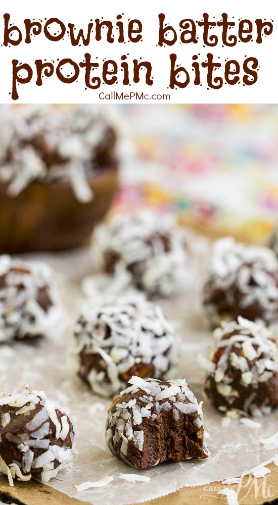 Easy, healthy, no-bake Brownie Batter Protein Bites are an energizing, protein-packed, raw, superfood snack. #healthy #protein #energybites #proteinbites #chocolate Protein Bites recipe that tastes like brownie batter