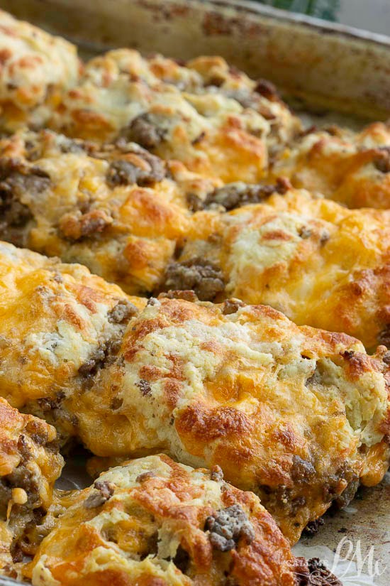 Homemade Sausage Cheddar Biscuits, this portable breakfast has the sausage and cheese baked right in. #recipes #breakfast #sausage #cheese Homemade Sausage Cheddar Biscuits