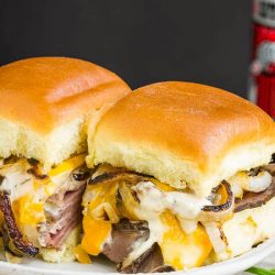 Baked Cheddar Roast Beef Sliders