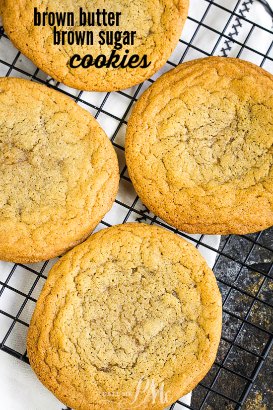 Crunchy around the edges with chewy centers, Browned Butter Brown Sugar Cookie Recipe is packed full of flavor! Cookie perfection! #brownsugar #brownbutter #cookies #recipe #fromscratch #homemade Browned Butter Brown Sugar Cookie