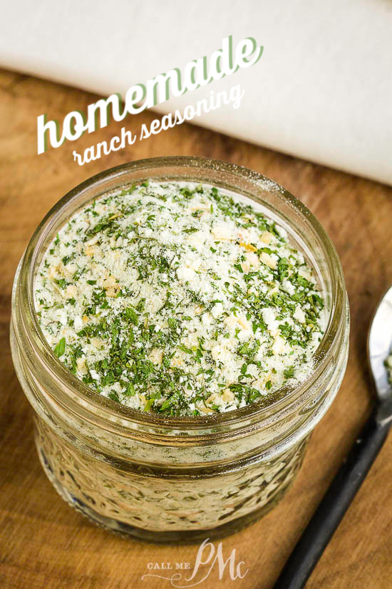 Homemade Ranch Seasoning Recipe is a multipurpose seasoning that's easy to make from scratch. Add that fresh herb flavor to any meat or vegetable without having a creamy base of a salad dressing. #mix #ranch #hiddenvalley #homemade #recipe #seasoning #dry #salad 