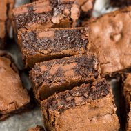 Best Chocolate Chunk Brownie Recipe, make these moist, fudgy brownies for a super indulgent treat! #chocolate #brownies #fudge #chocolatechips #fromscratch #fudgy #easy #dessert #recipe
