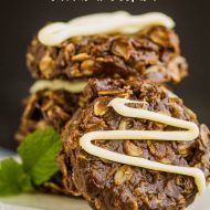 HEALTHY NO-BAKE CHOCOLATE COOKIES