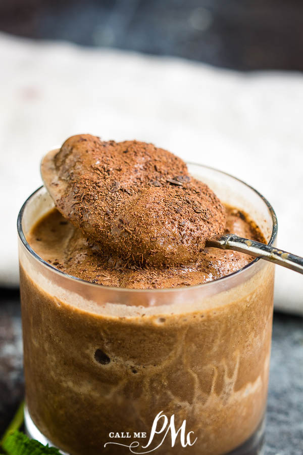 Chocolate shake is quick, easy, doesn’t require turning on the oven. It's great for pre or post-workout nutrition, on-the-go breakfast, or mid-afternoon snack! Smoothies are very nutritious if made the right way. #espresso #smoothie #healthy #coffee #drink #chocolate #protein #callmepmc #recipe