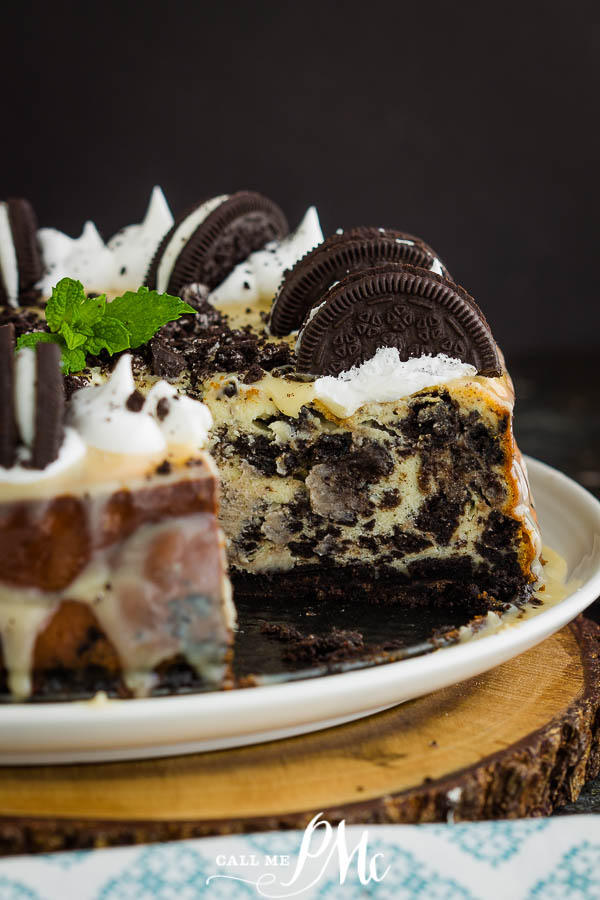 cheesecake with slice cut out Cheesecake Factory Oreo Cheesecak
