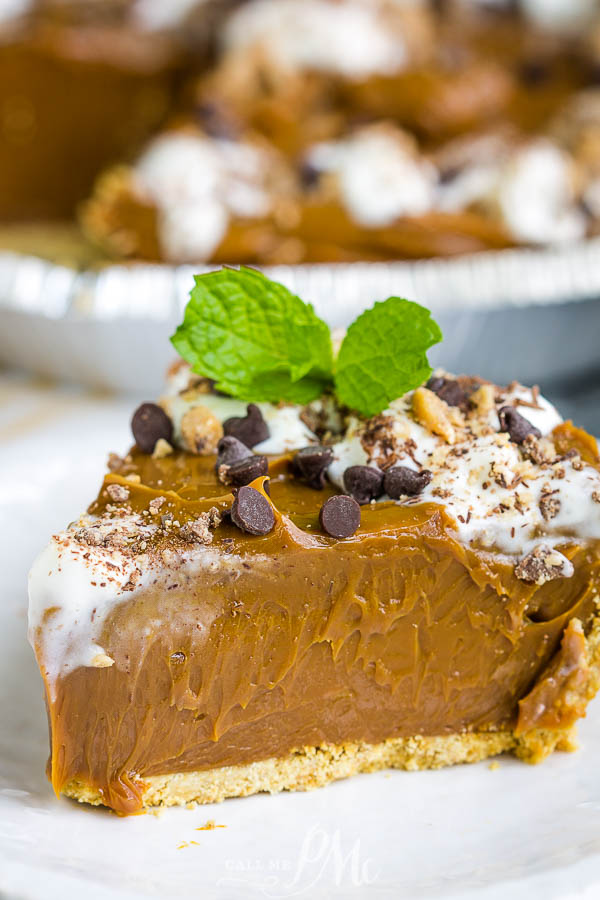 O'Charley's Caramel Pie Recipe has a buttery graham cracker crust, thick rich caramel dulce de leche, whipped cream and chocolate.