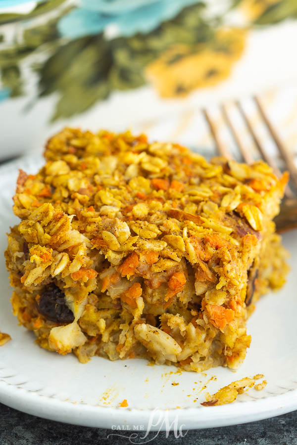 breakfast serving of oatmeal Pumpkin Morning Glory Baked Oats