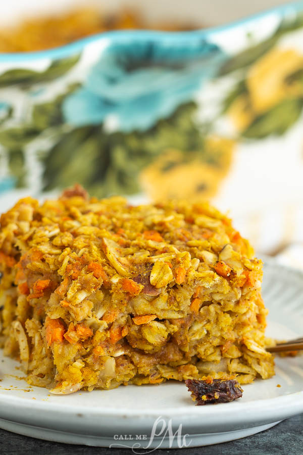 Carrots, apple, raisins, pumpkin, in oats Pumpkin Morning Glory Baked Oats