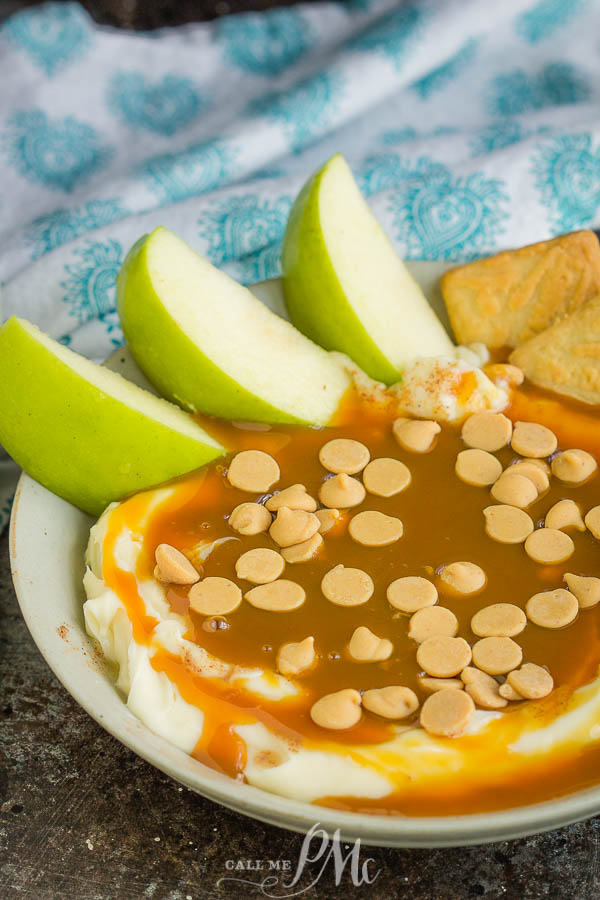 EASY CARAMEL CHEESECAKE DIP