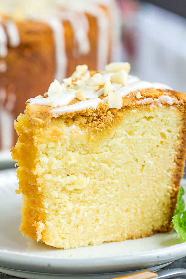 bundt cake with glaze