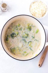 CHEESY CREAMY BROCCOLI SOUP