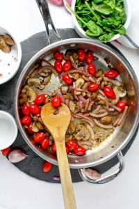 Creamy Pasta with Spinach and Tomatoes