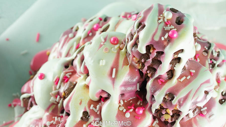 flat lay red velvet cookie pyramid flat lay of cookie pyramid