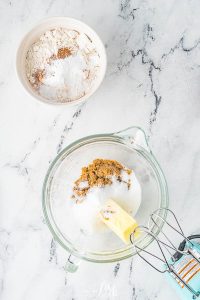 Dulce de Leche Churro Muffins are fast, easy, and tasty. They are crispy & cinnamon-sugary on the outside, light & fluffy on the inside.