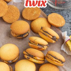 No Bake Homemade Twix with Vanilla Wafers, copycat Twix Candy Bars easy to make & satisfies any craving! Vanilla cookie, chocolate, caramel