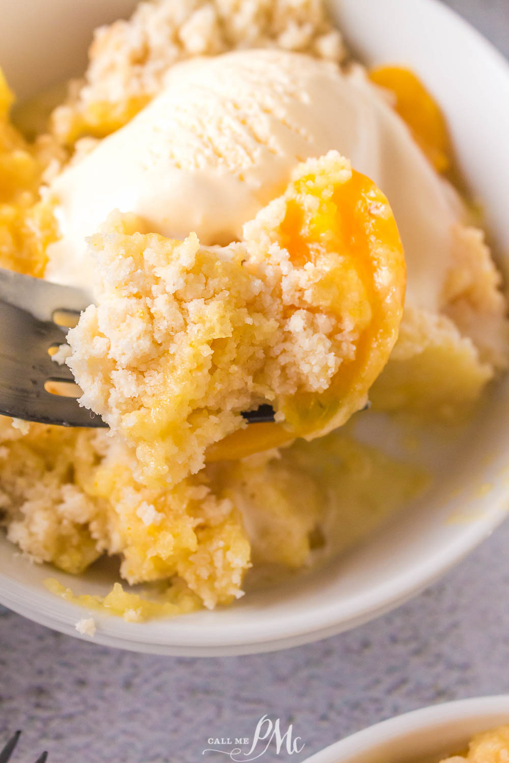 Easy Peach Cobbler