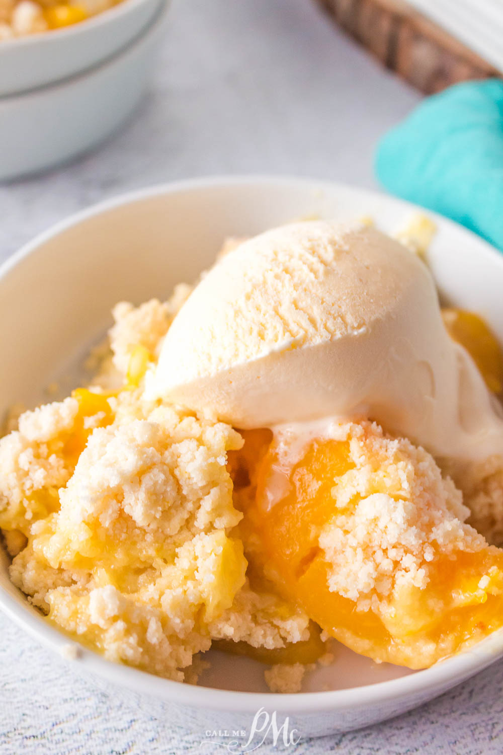 Easy Peach Cobbler