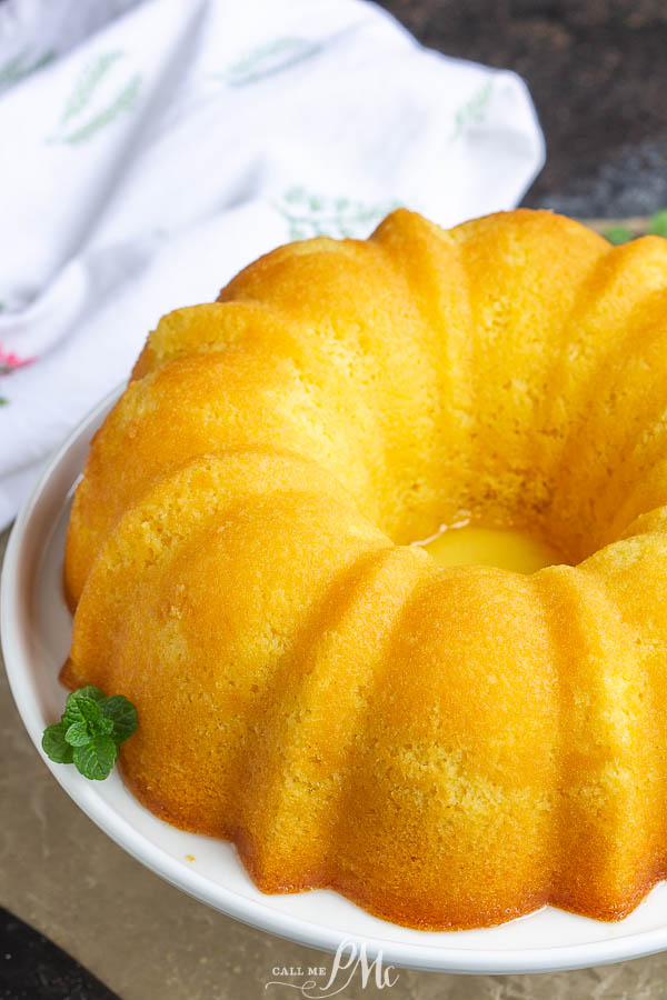 Potluck Orange Juice Bundt Cake