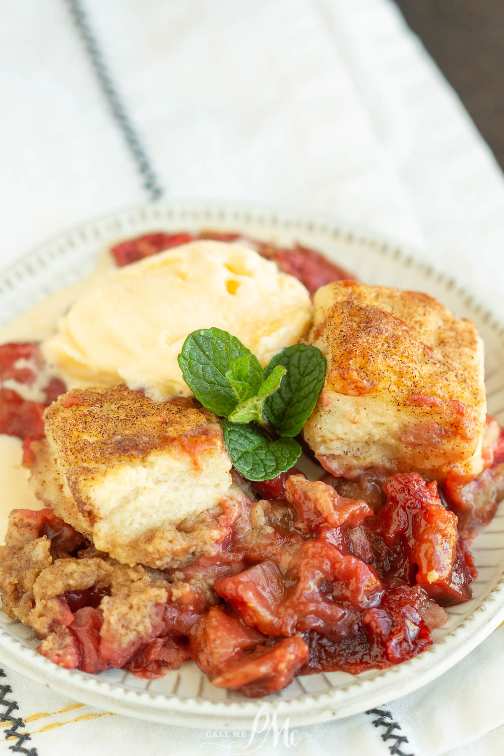 Southern Homemade Strawberry Cobbler Recipe