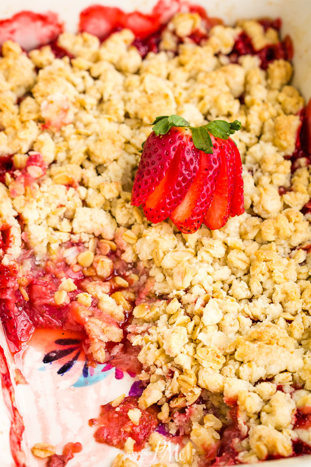 Strawberry Crisp (Crumble) with Oats