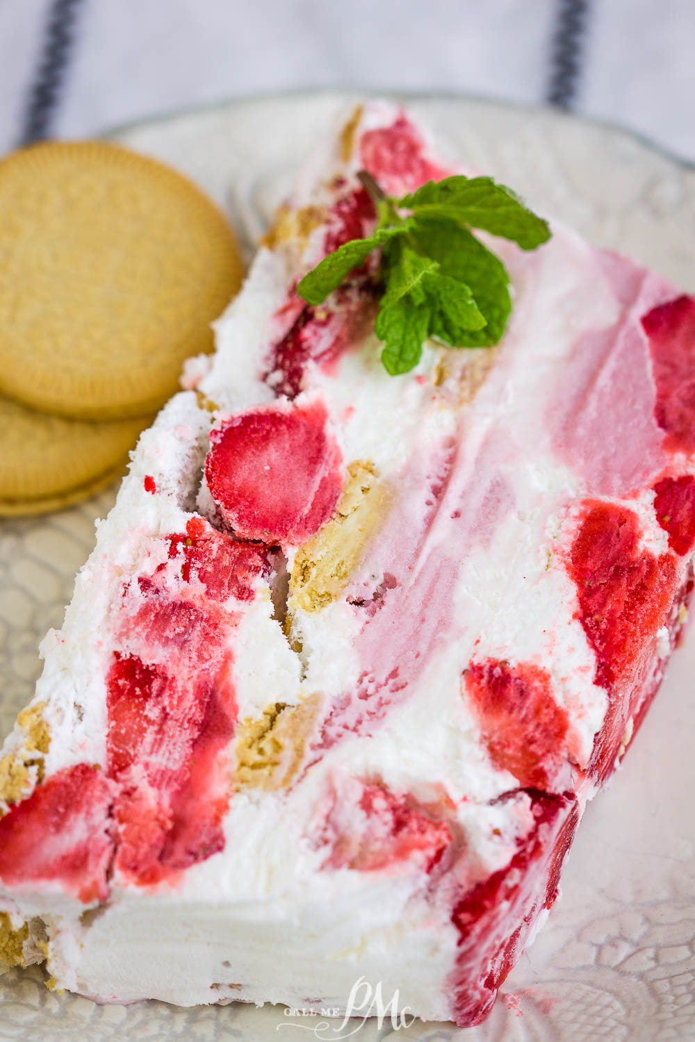 Strawberry Tiramisu Icebox Cake
